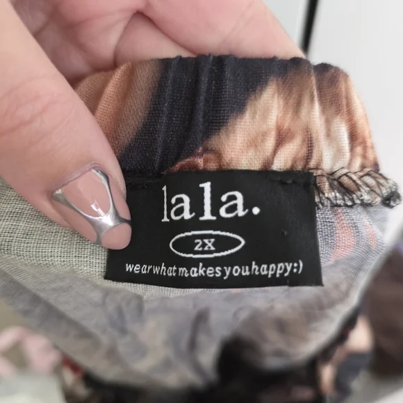 Dressed in LALA Cult Of Cats Renaissance Skirt - Picture 3 of 3